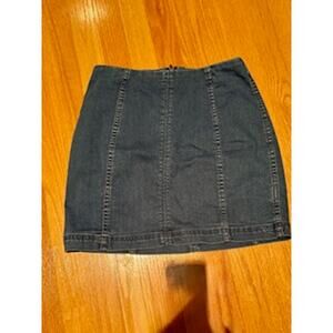 Free People Denim-Reg Wash Mini Skirt Skirt Size 6